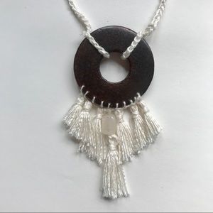 Handmade wood quartz tassels crocheted necklace